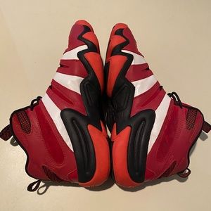 Kobe Bryant Crazy 8